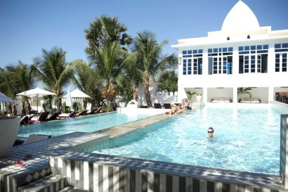 Coco Ocean tiered swimming pool