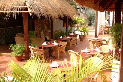 Open-air restaurant area at Bakotu Hotel