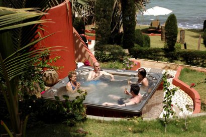 Manor House Jacuzzi
