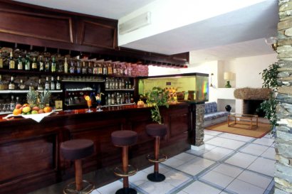 Bar/Lounge Area