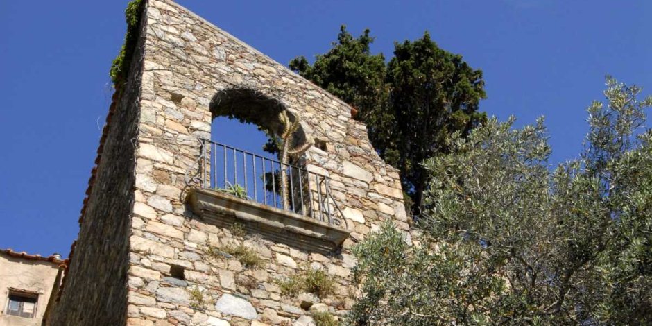 Calvi Calvi