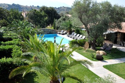 Hotel Grounds