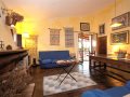 Lounge/Dining Area