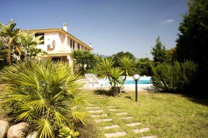 Villa and Grounds