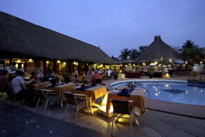 Poolside dining at the Kombo Beach Hotel