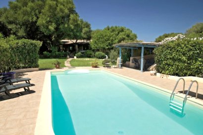 Pool Area/Grounds