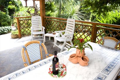 Outside Dining Area/Terrace