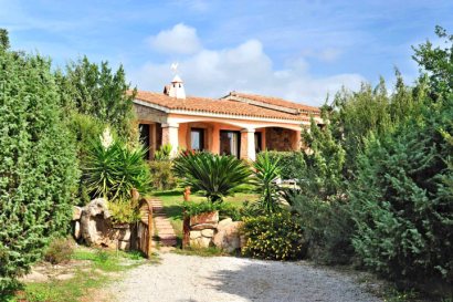 Grounds and Villa