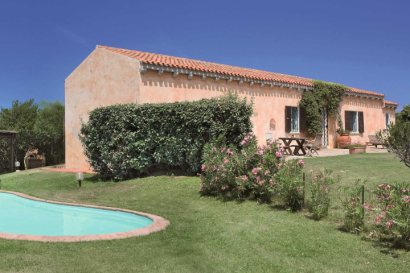 Villa and Pool/Grounds