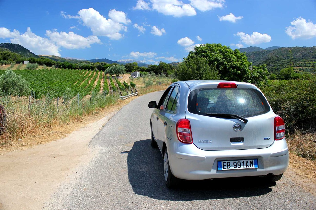 The benefits of car hire in Corsica