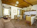 Kitchen/dining/sitting area