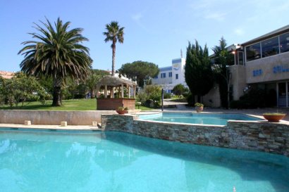 Pool Area & Grounds