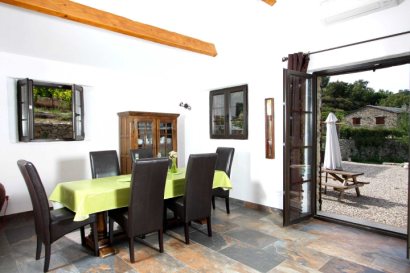 Dining Area/Outside Terrace