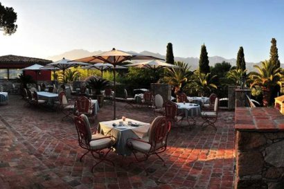 Breakfast Terrace