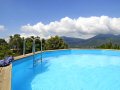 Free standing raised pool