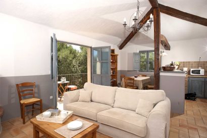 Lounge area