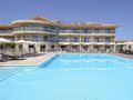 Hotel Costa Salina with shared pool