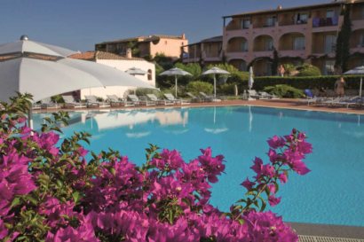 Pool and Hotel/Grounds