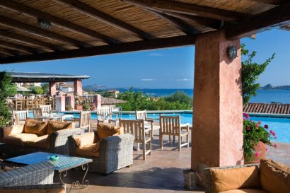 Outdoor Lounge Area