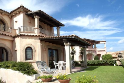 Outside of house and grounds